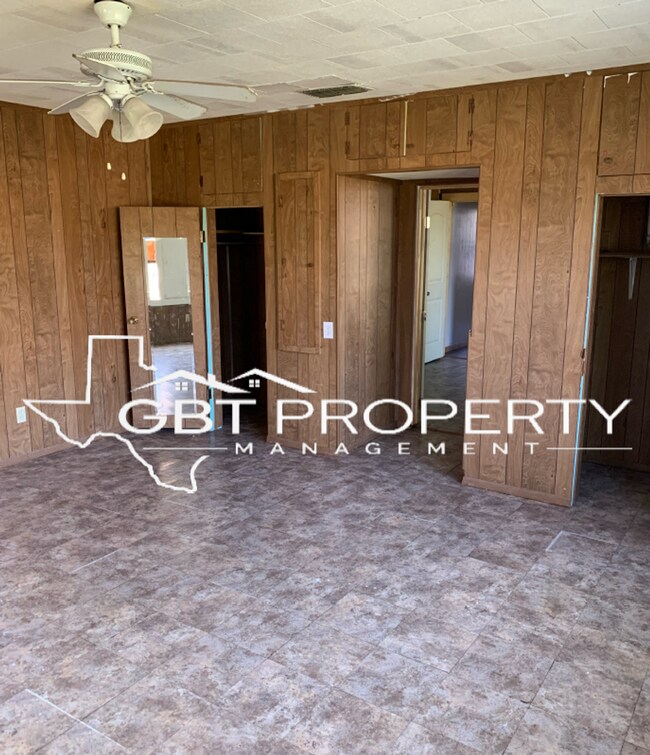 Foto del edificio - Single Family Home 3 Bedroom 1 Bath!