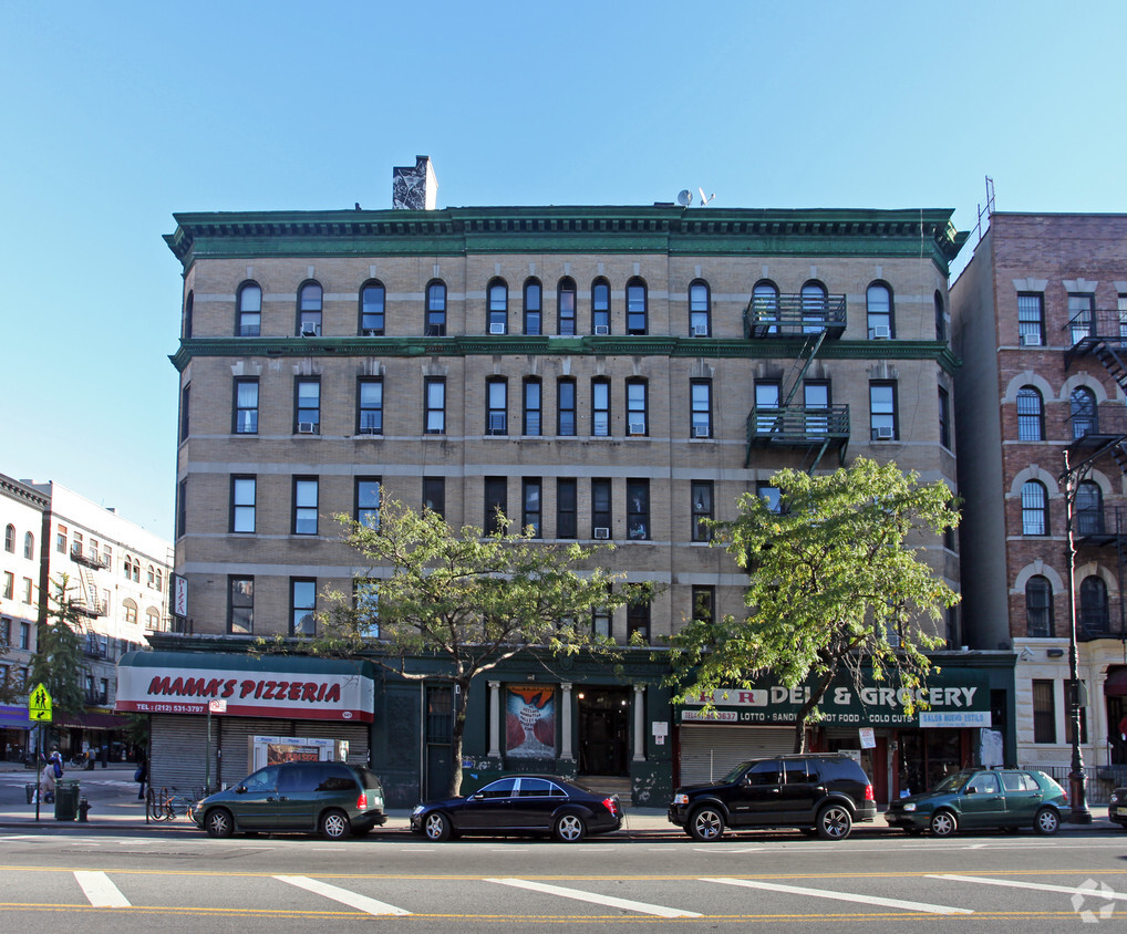 Building Photo - 161 W 106th St