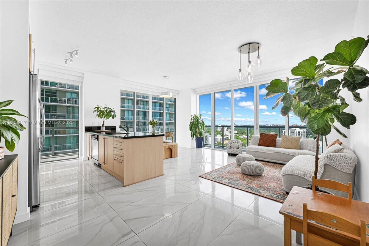 Foto principal - 1111 SW 1st Ave
