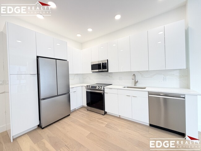 Foto del edificio - 157 Murdock St