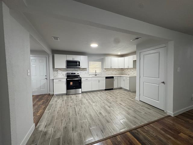 Foto del edificio - 309 Hillcrest St