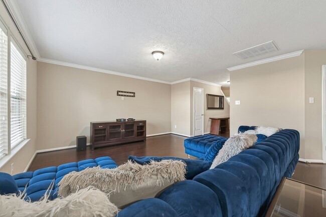 Foto del edificio - 18110 Rexine Ln