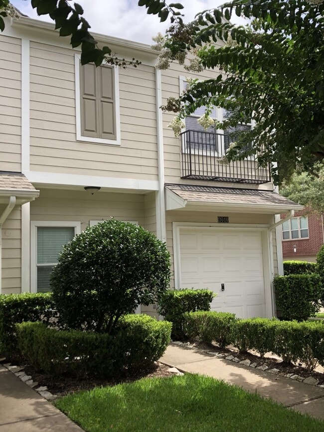 Foto del edificio - 3010 S Heights Hollow Ln