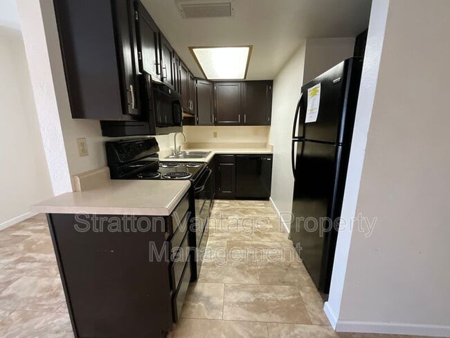 Building Photo - 8888 N 47th Ave