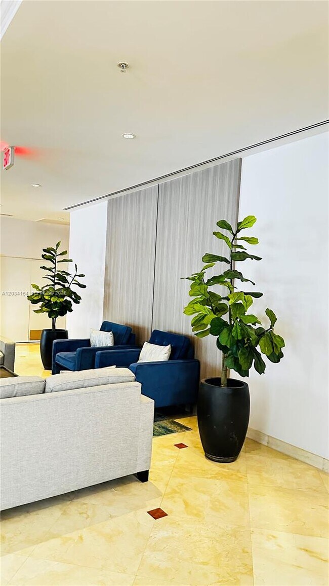 Foto del edificio - 1627 SW 37th Ave