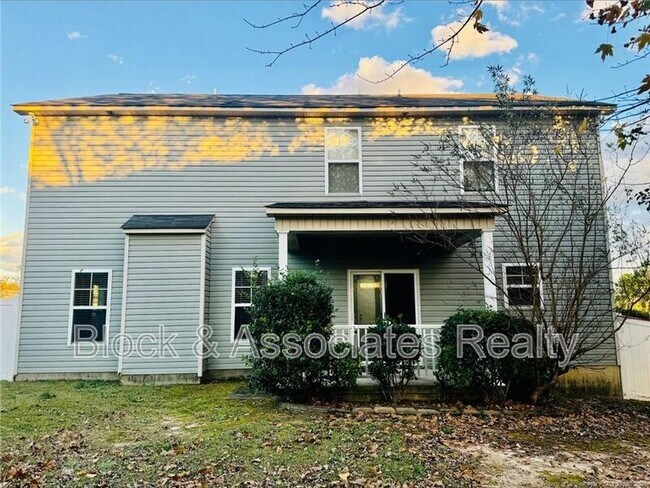 Building Photo - 84 Old Glory Ln