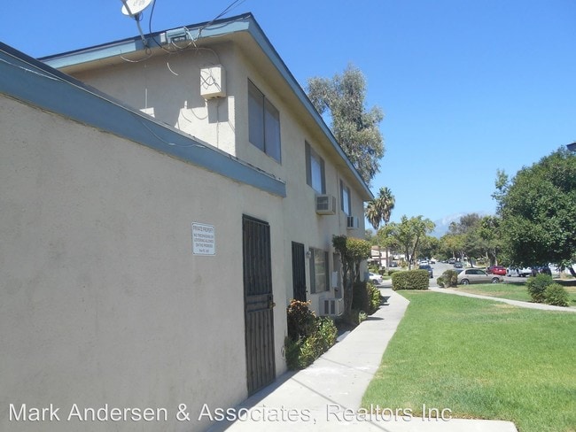 Building Photo - 1310 Randy St