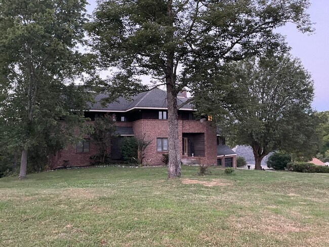 Photo - 394 Page Dr House