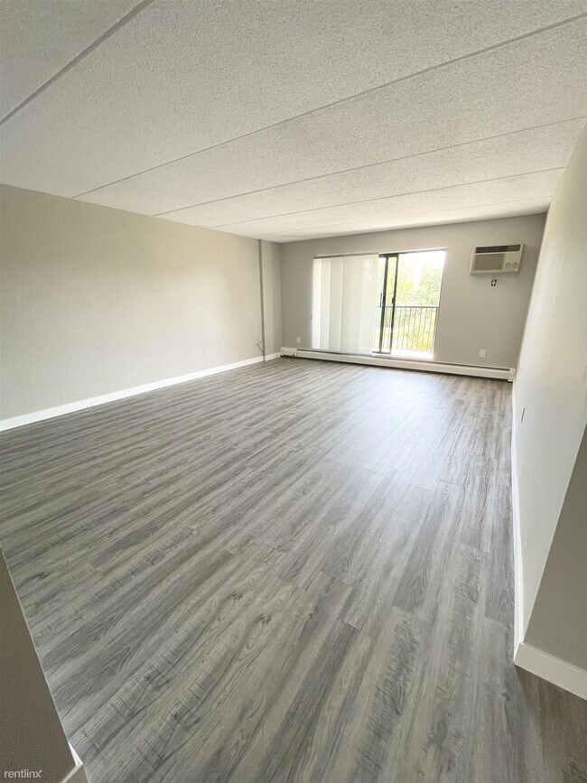 Foto del edificio - 2 br, 2 bath Condo - 10411 Cedar Lake Road...