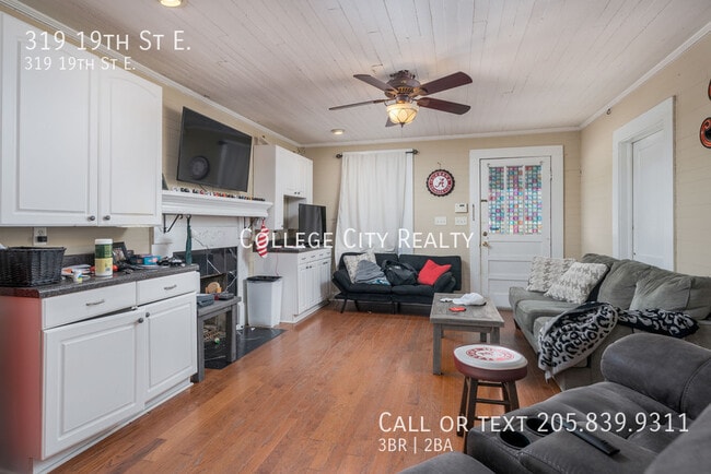 Foto del edificio - 319 19th St E