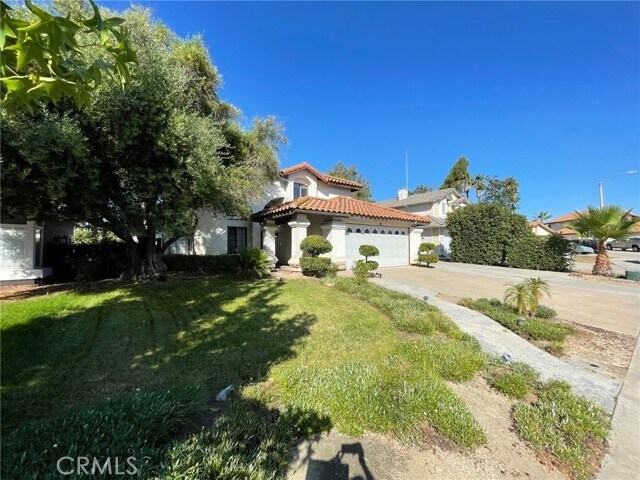 Foto del edificio - 25455 Knollwood Dr