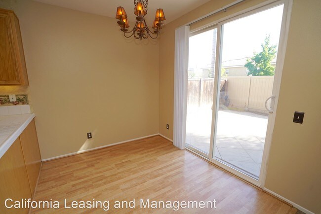 Building Photo - 3 br, 2.5 bath House - 27620 Elkwood Ln.