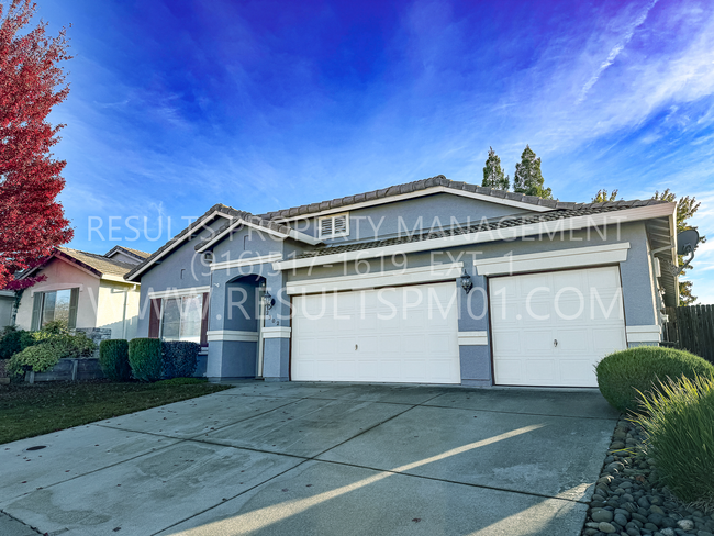 Building Photo - Gorgeous Single Story Home in Rocklin with...