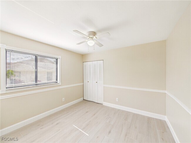 Foto del edificio - 17409 Braddock Rd