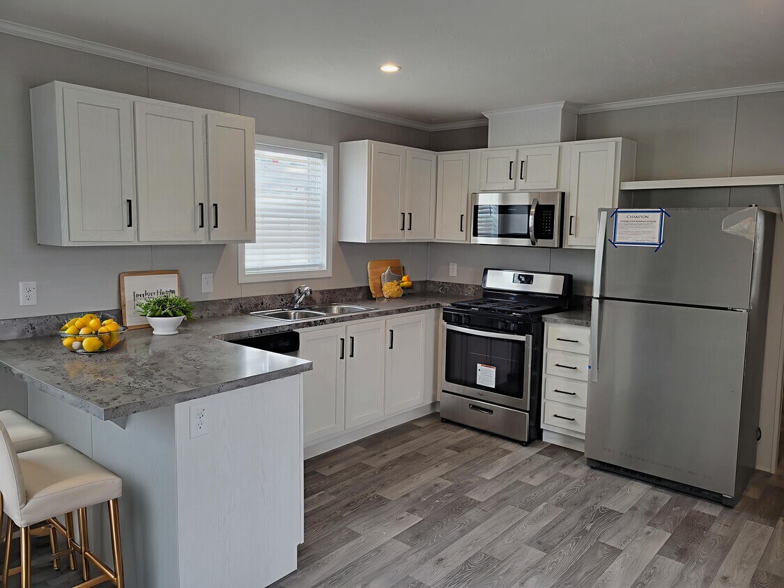 Foto principal - 15852 Croatia Dr