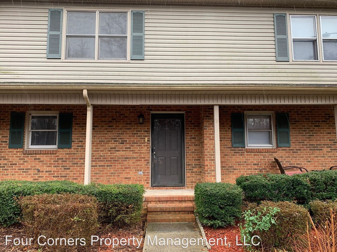 Primary Photo - 1111 Birchcrest Dr