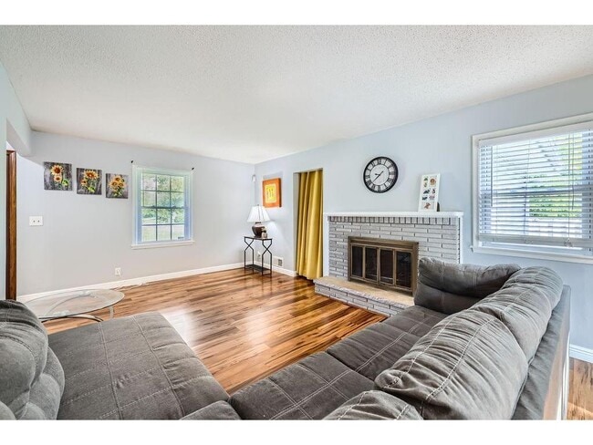 Building Photo - 7724 Major Ave N