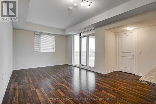 Building Photo - 2393 Bronte Rd