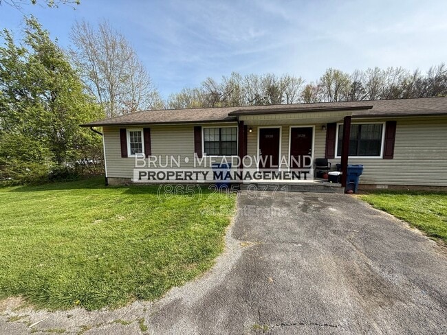 Photo - 1930 Lovell Rd Townhome