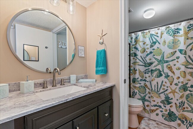 Building Photo - 4460 Ironwood Cir