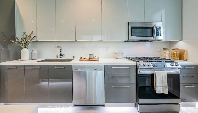 Foto del edificio - 214 Westmoreland Ave