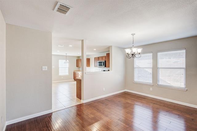 Foto del edificio - 6008 English Saddle Ln