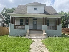 Building Photo - 3043 E 5th Ave