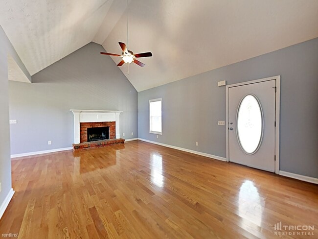 Building Photo - 897 Windward Rd