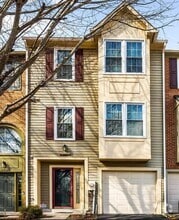 Building Photo - 804 Pleasant Hill Ln