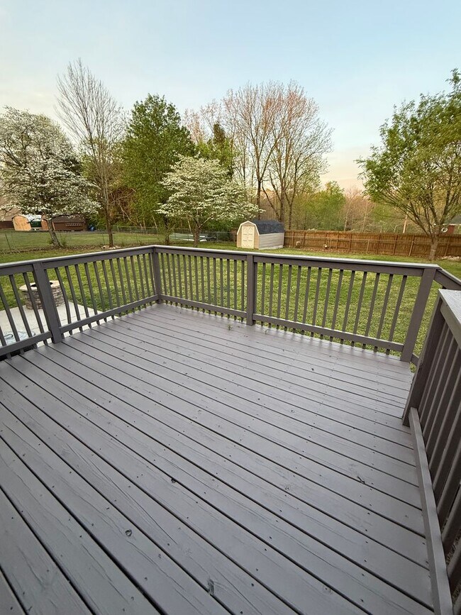 Foto del edificio - Newly Renovated 3 BR 2 Bath brick home