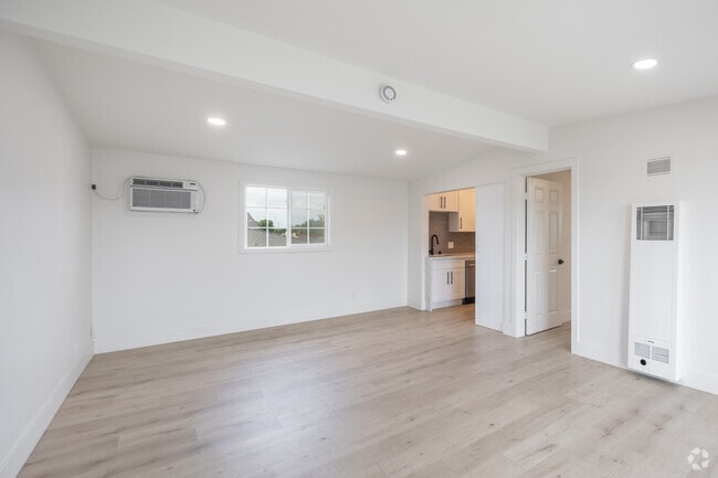 1BR, 1BA - 700SF - Living Room - 12361 - 12365 El Rey Pl
