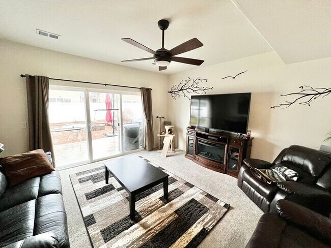 Foto del edificio - Spacious 4 Bed, 2 1/2 Bath House in Berthoud!