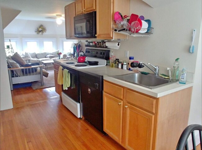 Foto del edificio - 1539 Cambridge St