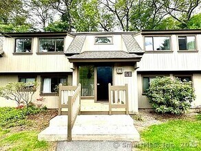 Building Photo - 41 Mallard Dr