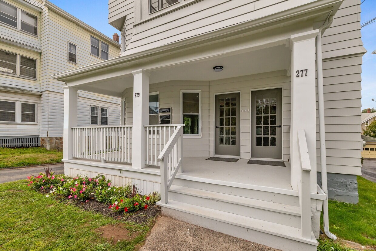 Foto principal - 279 Linwood St