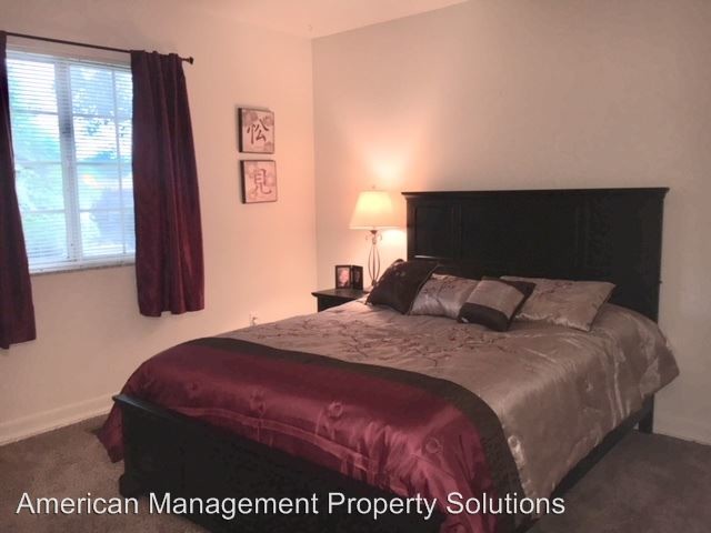 Foto del edificio - 200-301 Jamestown Cir