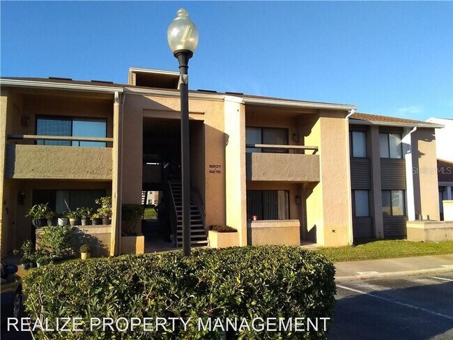 Foto del edificio - 2 br, 2 bath House - 5197 Vineland Rd. (B202)