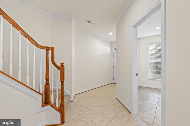 Building Photo - 22650 Gray Falcon Square