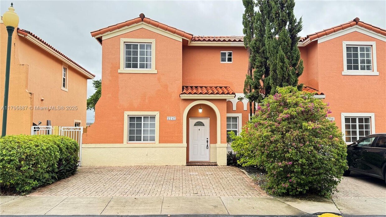 Foto principal - 7752 SW 95th St
