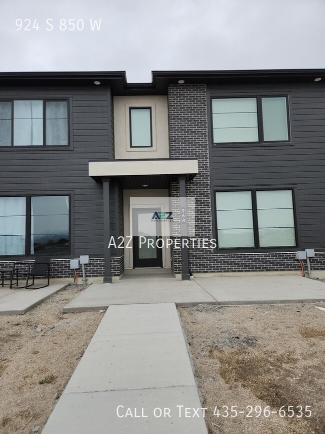 Building Photo - 924 S 850 W
