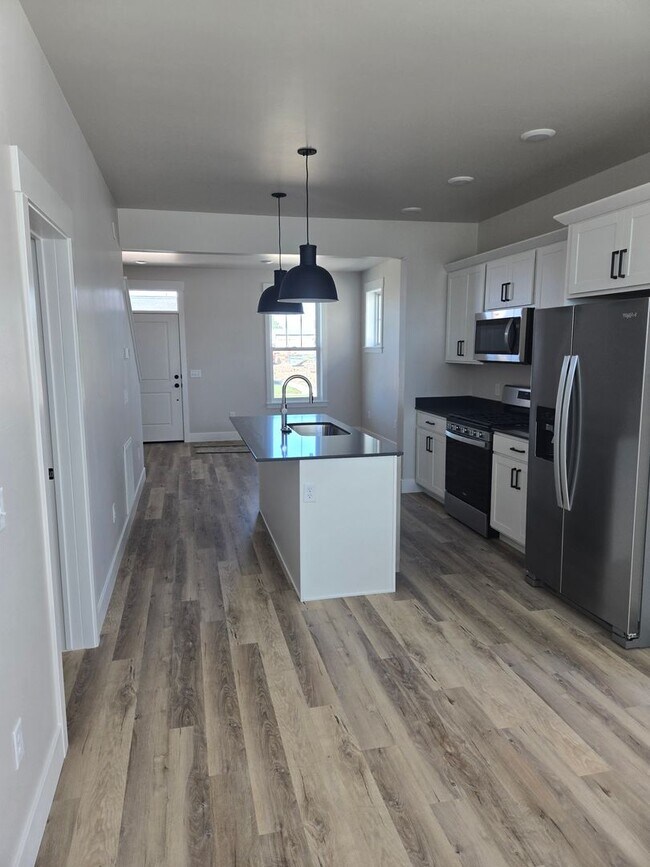 Foto del edificio - Brand new 2 bed 2 bath home in Annafeld su...