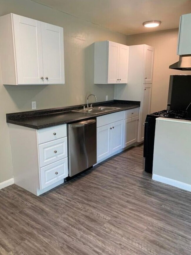 Foto del edificio - Cozy 1 bed, 1 bath near UCO in Edmond comi...