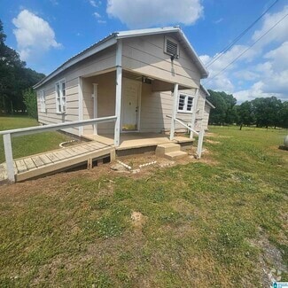 Building Photo - 636 Boiling Springs Rd