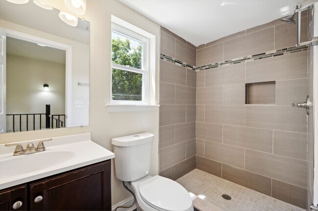 Foto del edificio - 2129 N 17th St