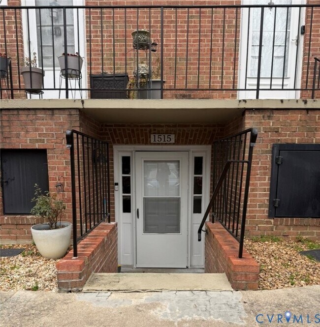 Foto del edificio - 1515 Presidential Dr