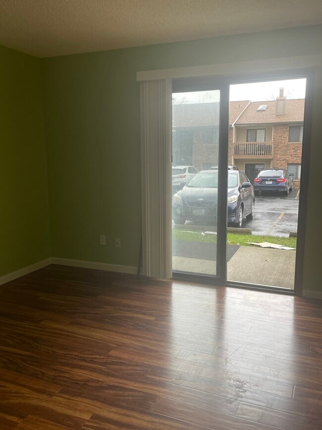 Building Photo - 20 Providence Dr