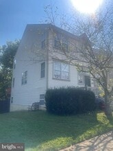 Building Photo - 210 Heaton Ct