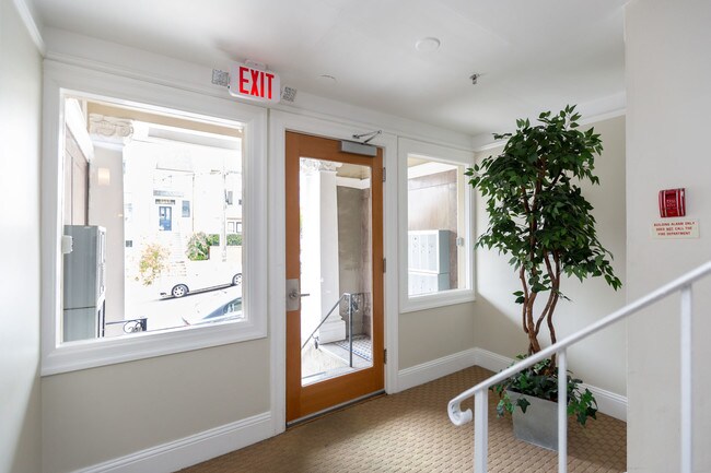 Foto del edificio - 2148 Broderick St