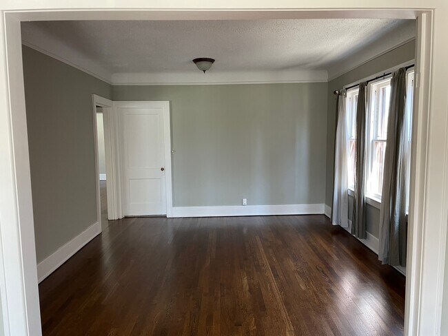 Dining Room - 1044 Beaconsfield Ave