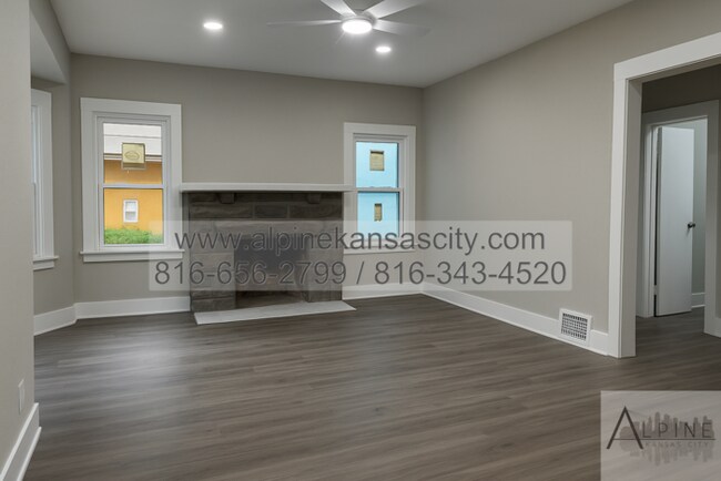 Foto del edificio - Beautiful Midtown Rehab! Main Floor Primary!